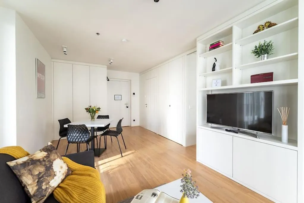 Apartment Smart Studio With Terrace By Hm Vienna